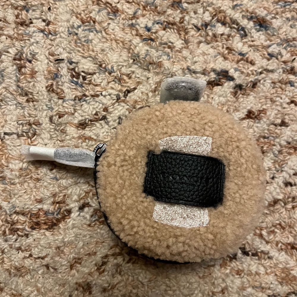 NWT! Coach Shearling Belt bag 2 set now firm!!! - Picture 11 of 11